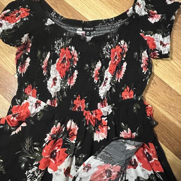 Torrid Black Floral Hi Lo Off Shoulder Dress Size 00 - Picture 8 of 11